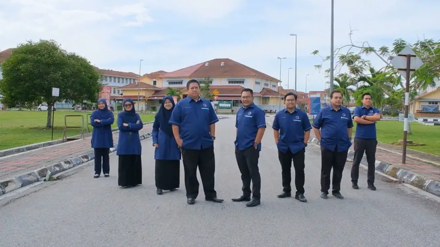 Warga Koperasi MRSM Sungai Besar